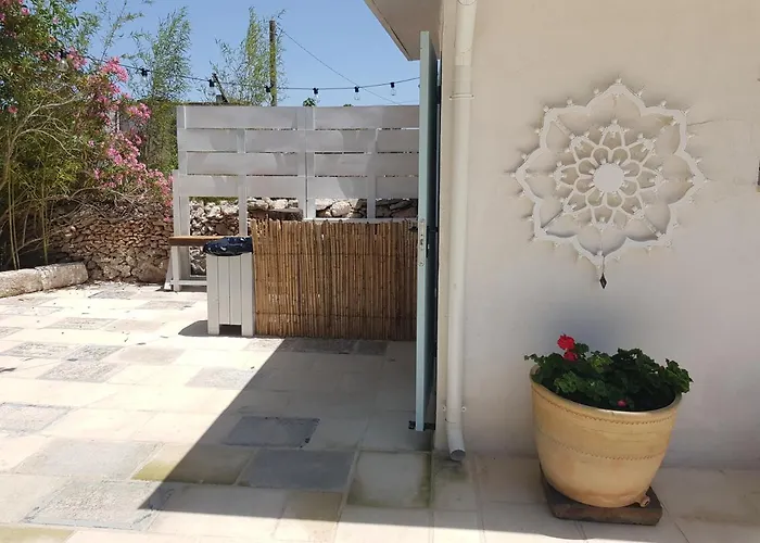 לינה וארוחת בוקר Casina Le Rene 4*