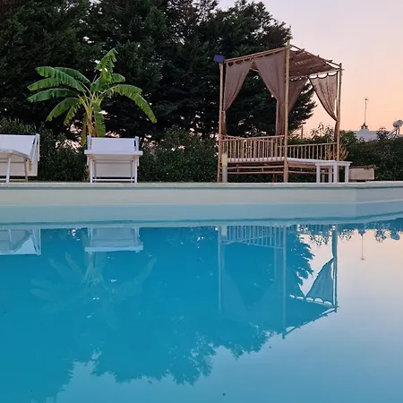 Casina Le Rene Bed and Breakfast 4*