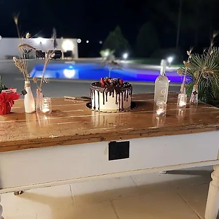 לינה וארוחת בוקר Casina Le Rene 4*