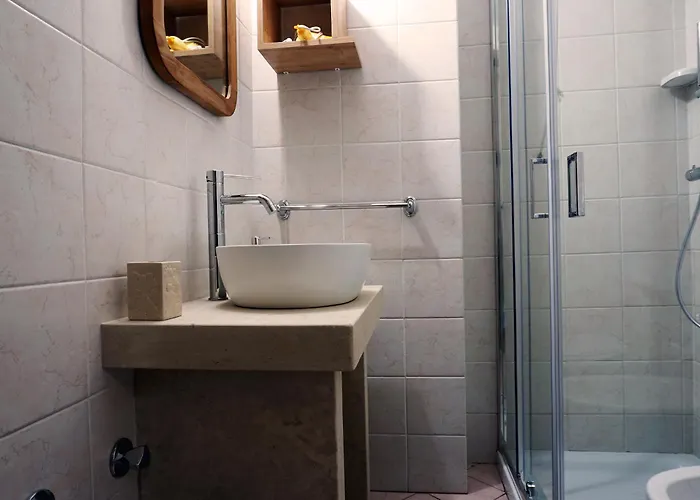 Casina Le Rene 住宿加早餐酒店 4*